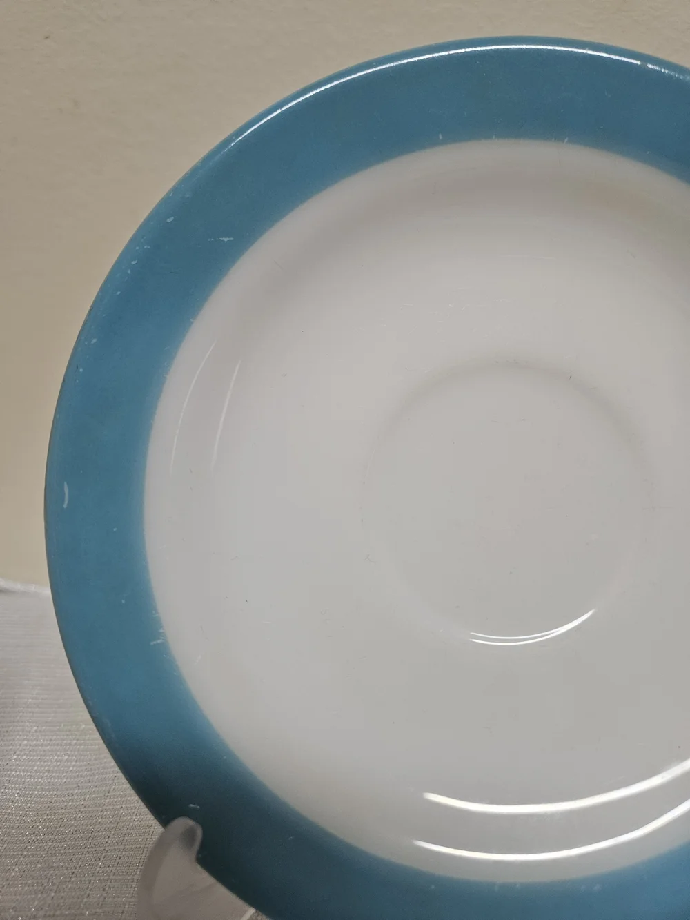 Pyrex Saucer Turquoise Rim‎
